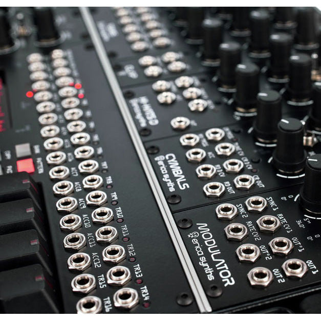 Erica Synths TECHNO SYSTEM (EU plug)