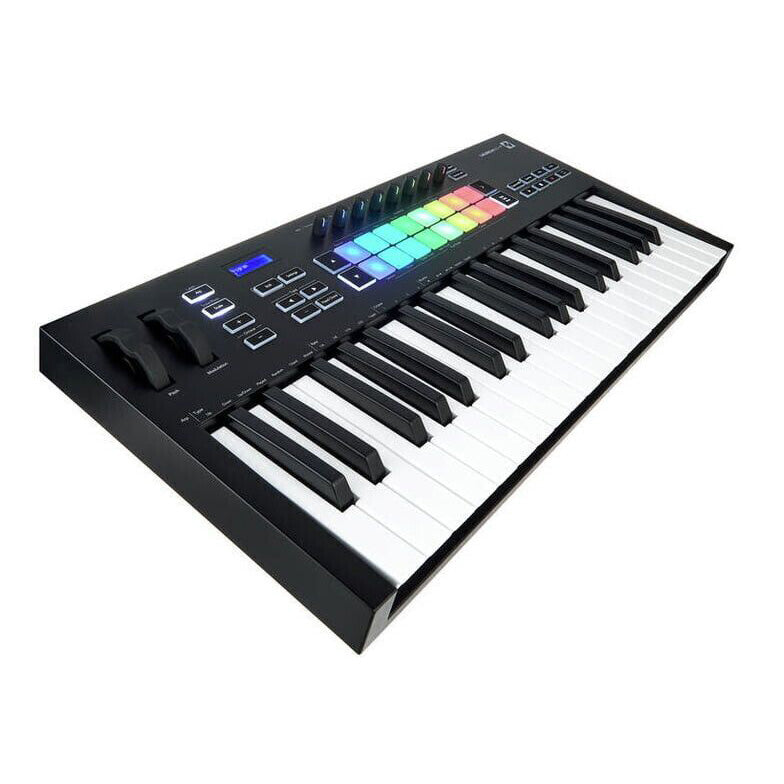 Novation Launchkey 37 MK3